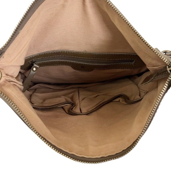 Lucky Brand Harper Taupe Leather Crossbody Messenger Clutch Shoulder Handbag Zip - Picture 6 of 10